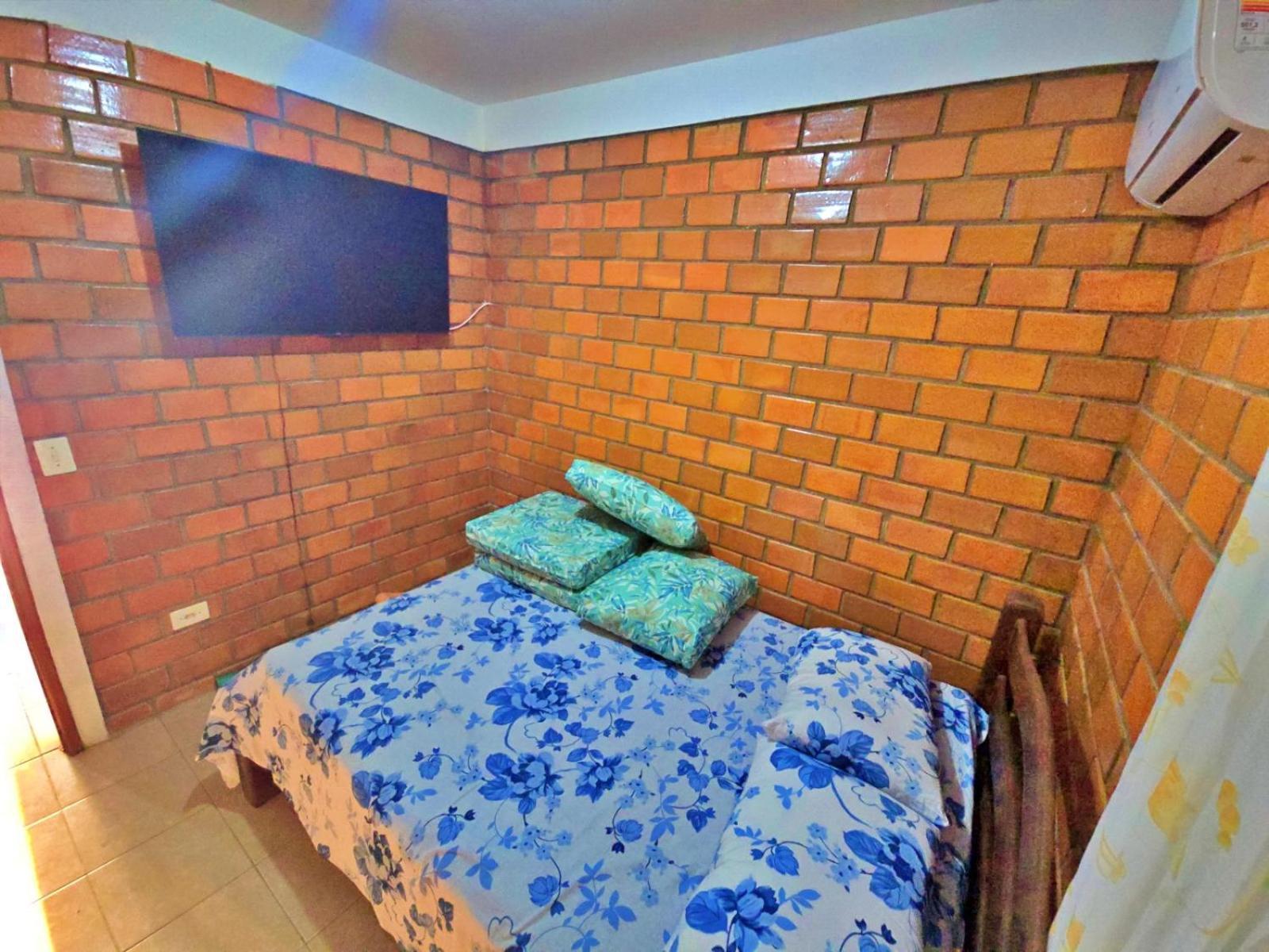 Chale Aconchegante Com Vista Para Piscina กราวาตา ภายนอก รูปภาพ